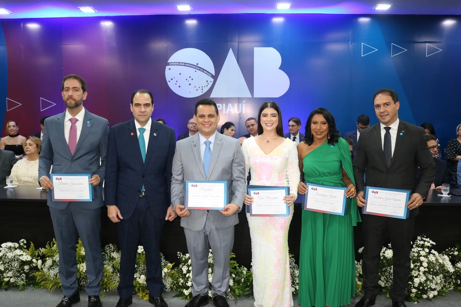 Nova Diretoria da OAB Piauí e Conselheiros seccionais tomam posse em solenidade
