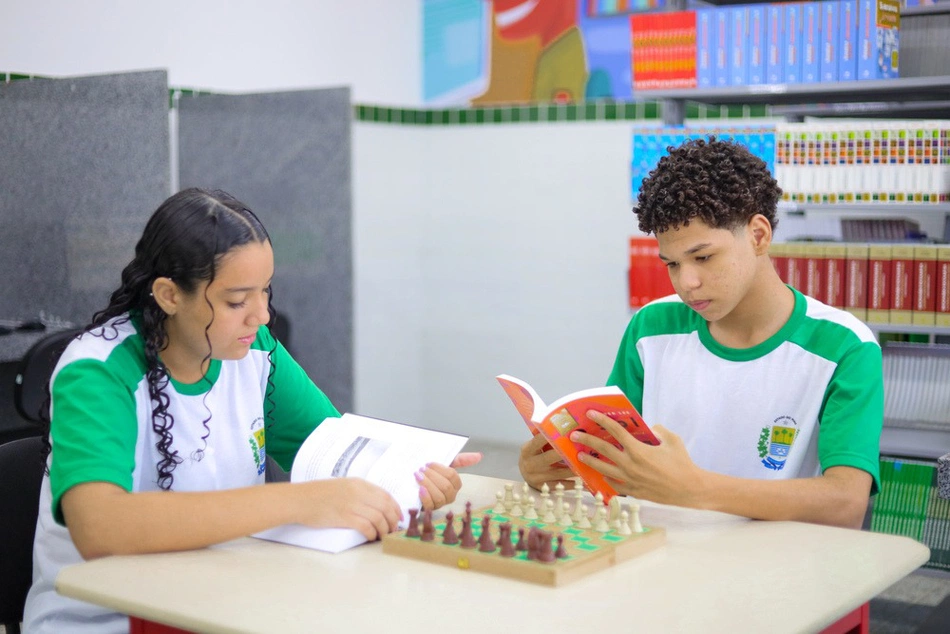 Restrição ao uso de celulares nas Escolas Seduc colabora com o aprendizado dos estudantes