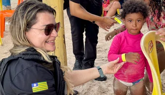 SSP distribui pulseiras de identificação para crianças durante o Carnaval