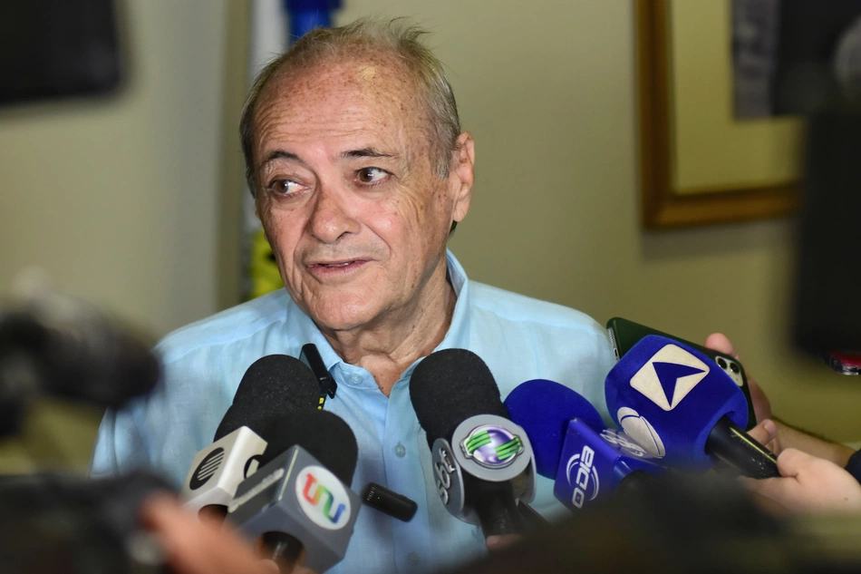 Silvio Mendes divulga redução de R$ 4 milhões nas despesas da limpeza pública de Teresina