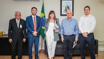 Prefeita Ivanária Sampaio cumpre agenda em Brasília e discute investimentos para Esperantina