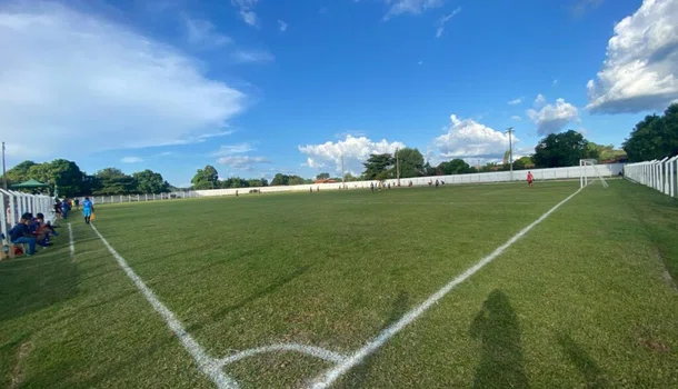 Secretaria dos Esportes entrega reforma do Estádio Rufinão em Palmeirais