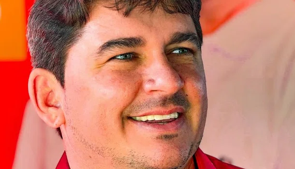 Prefeito Elvis Ramos, de Ipiranga do Piauí