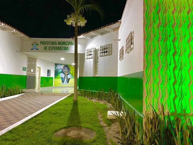 Prefeitura de Esperantina decreta ponto facultativo no dia 17 de abril