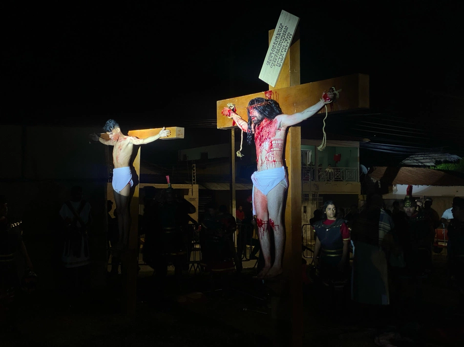 Ator interpretando Jesus Cristo em espetáculo