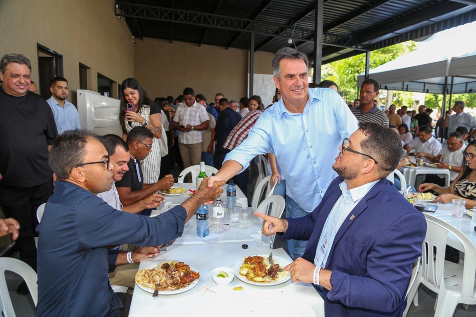 Almoço com lideranças
