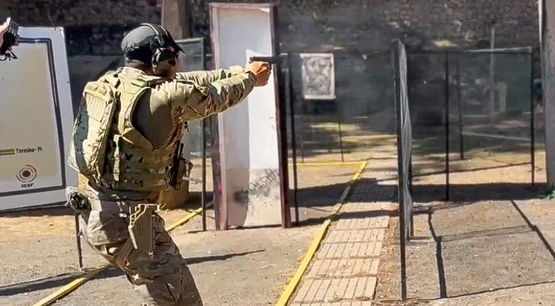 A competição acontece a partir das 7h no estande de tiro do Quartel do BOPE