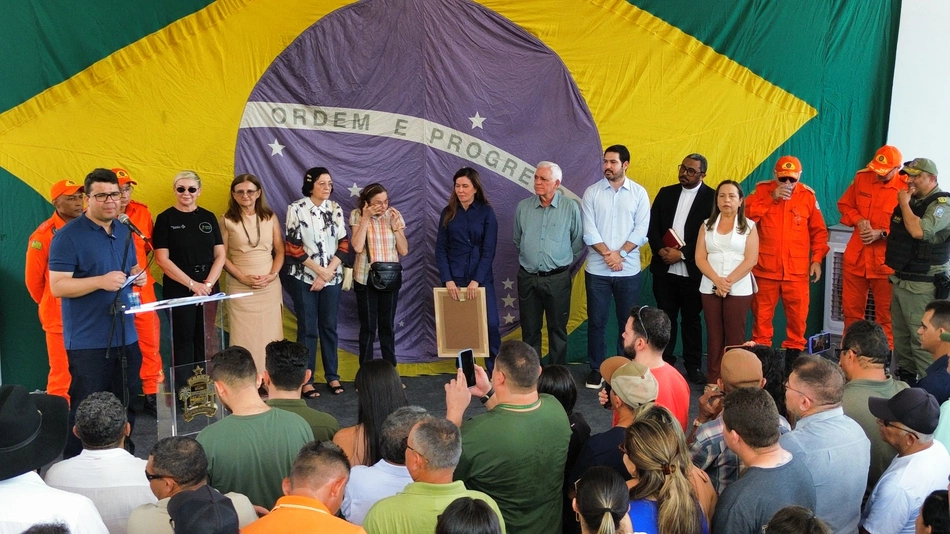 Corpo de Bombeiros inaugurado em Esperantina