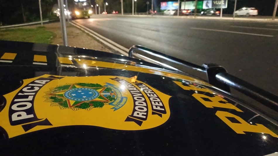 Viatura da Polícia Rodoviária Federal.