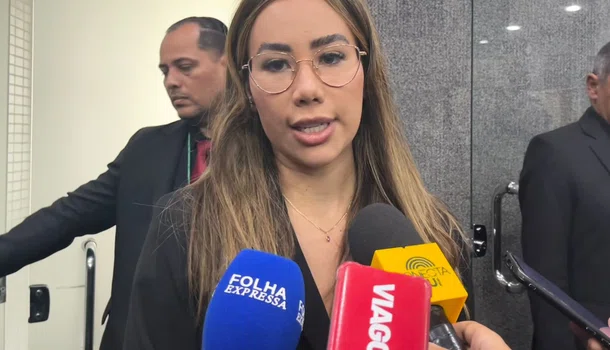 Fernanda Gomes
