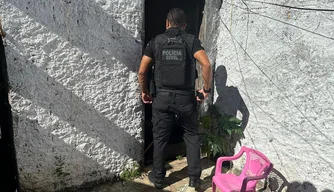 Polícia Civil cumpre mandado por intolerância religiosa