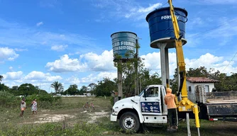Prefeitura de Esperantina instala caixa d’água com capacidade para 10 mil litros na localidade Limpeza