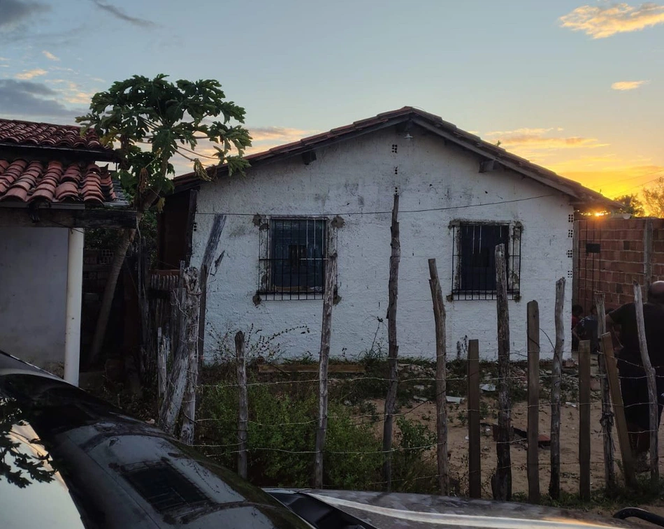 prende cinco pessoas por associação ao tráfico em Luís Correia