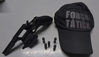 Material apreendido durante a ação.