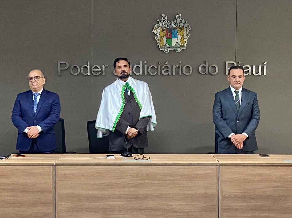 O Desembargador Erivan Lopes tomou posse, na sexta-feira (27).