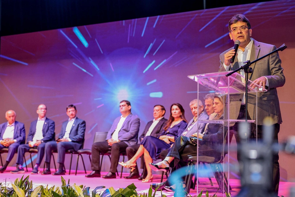O governador Rafael Fonteles, participou do do Nordeste On (NEON) 2025.
