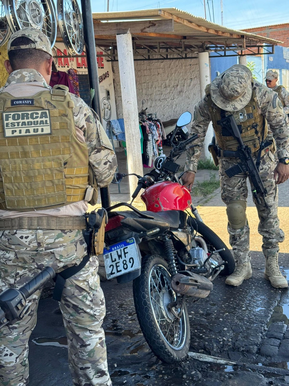 Operação Rastreados