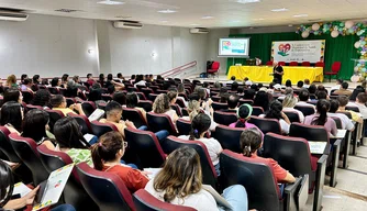 X Conferência Municipal de Saúde, com o tema: “Fortalecimento da Atenção Primária como pilar do SUS”.
