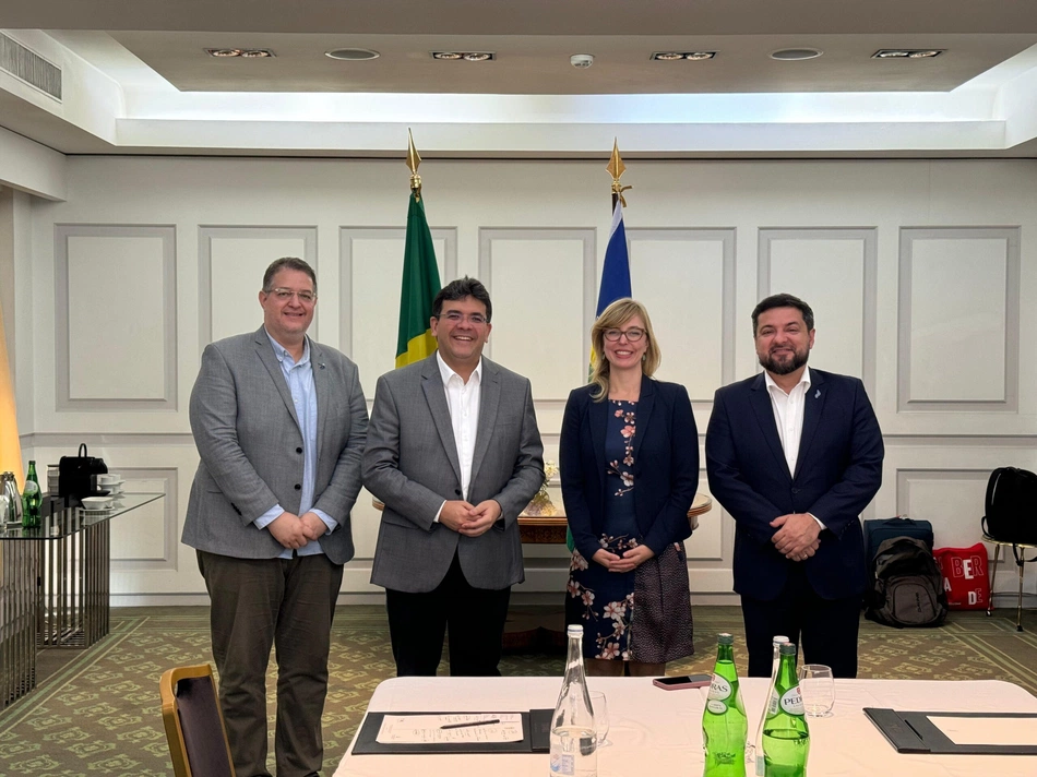 Reunião com Maartje Driessens, diretora de Desenvolvimento de Negócios do Porto de Antuérpia, na Bélgica