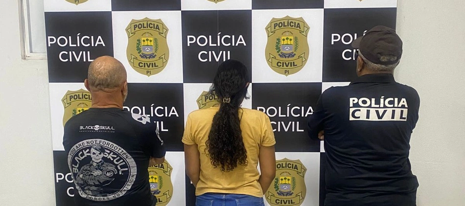 Polícia Civil cumpre mandado de prisão por crime de roubo que aconteceu em 2018.