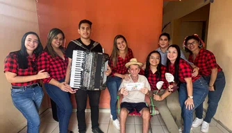 Programa Melhor em Casa, da Secretaria Municipal de Saúde de Esperantina.