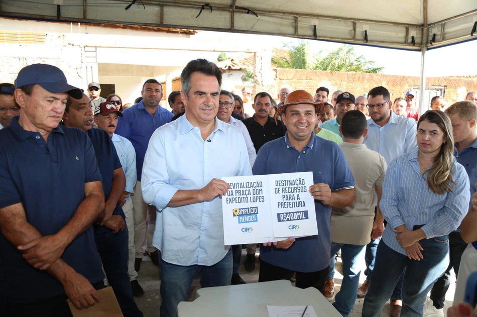 Ciro Nogueira cumpre agendas por várias cidades do Piauí