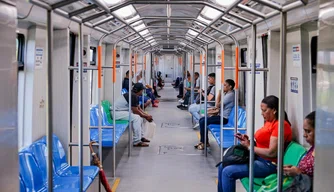Governo do Estado entrega nova estação do metrô no bairro Itararé, em Teresina.
