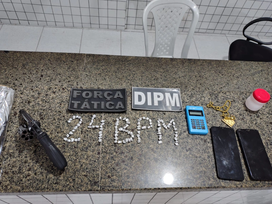 Materiais apreendidos pela Polícia Militar