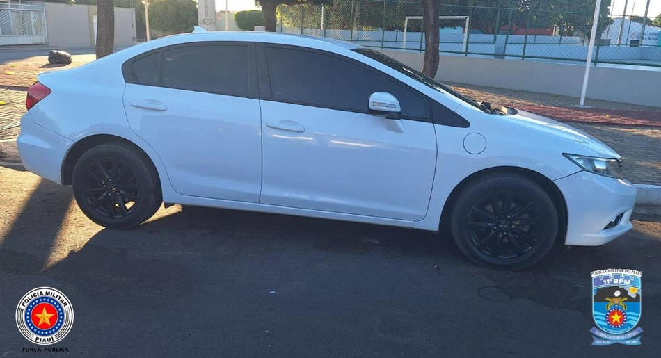 Carro utilizado no momento do crime.