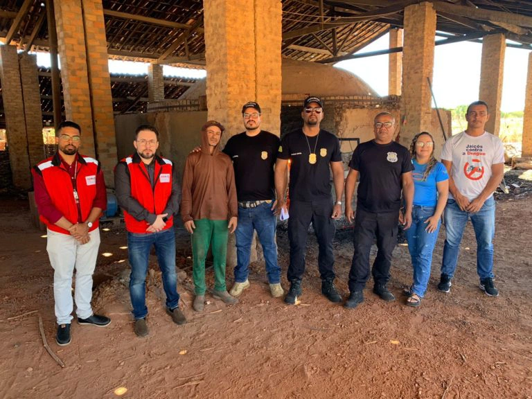 MPPI acompanha incineração de entorpecentes apreendidos .