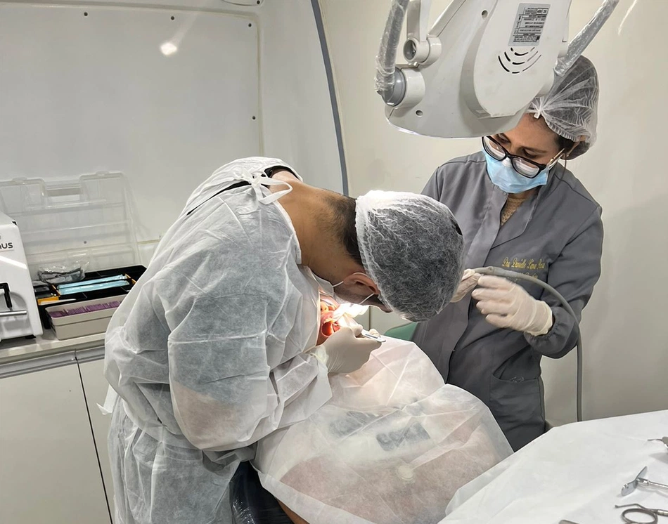 Sesapi leva atendimento odontológico às 12 regiões do Estado.