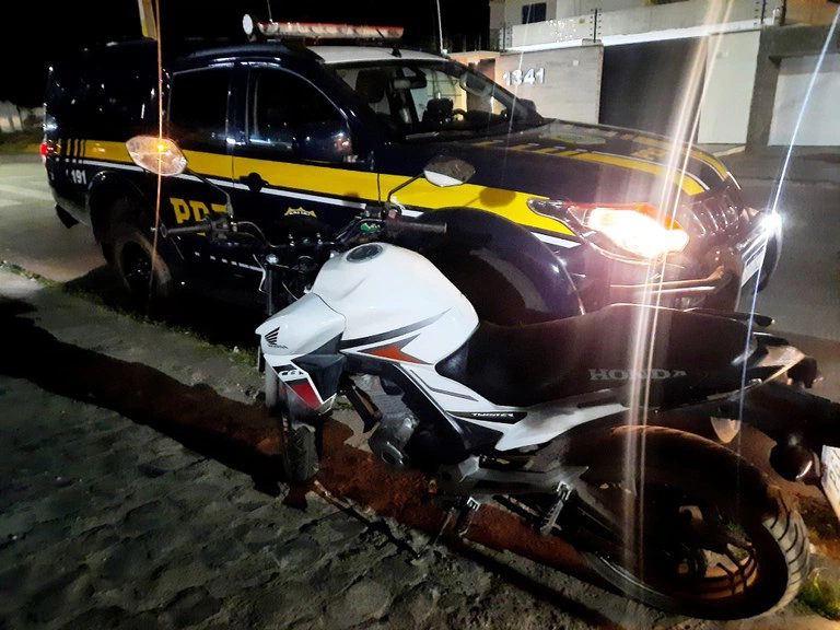 Veículos apreendidos em fiscalização policial