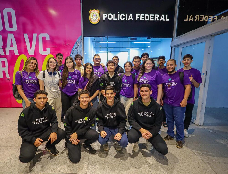 Estudantes que vão participar do intercâmbio.