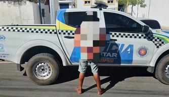 Preso suspeito de importunação sexual.