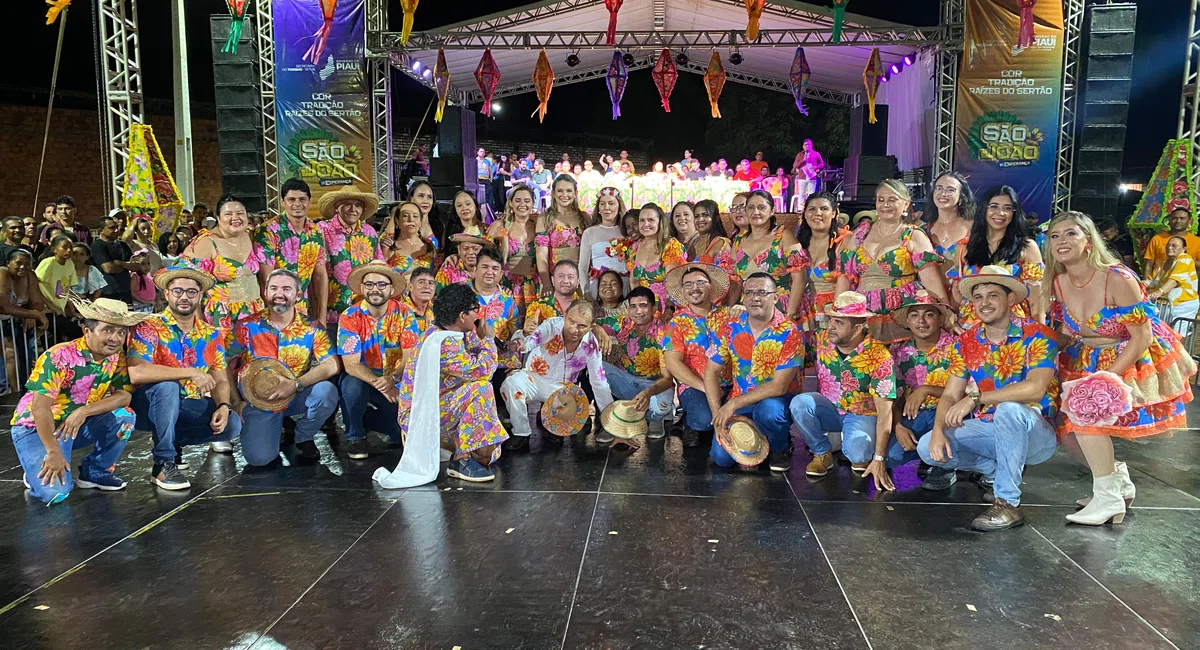 Primeira noite do São João da Esperança 2025 em Esperantina