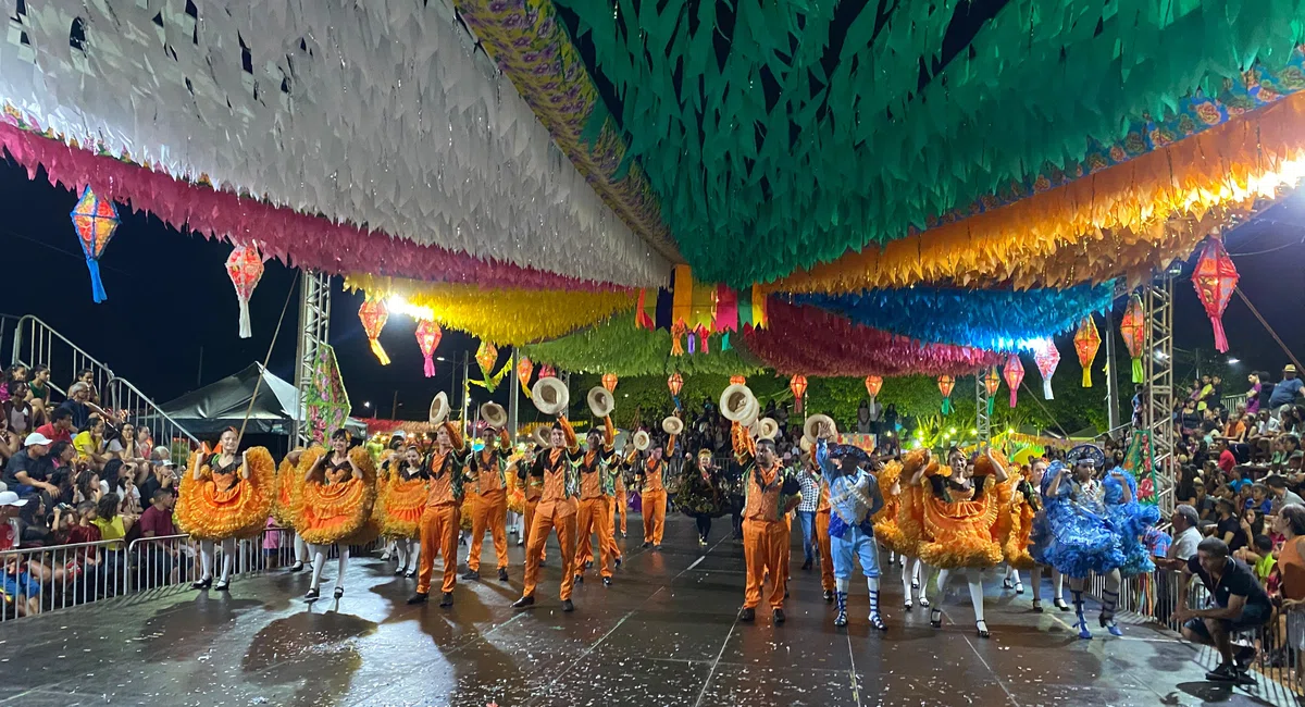 Primeira noite do São João da Esperança 2025 em Esperantina