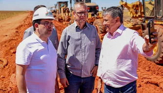 Rafael Fonteles anuncia que última etapa da rodovia Transcerrados será entregue no início de 2026.