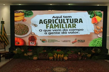 Governador anuncia mais de 100 milhões para agricultura familiar