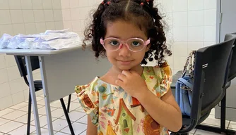 Óculos são entregues a crianças no norte do Piauí