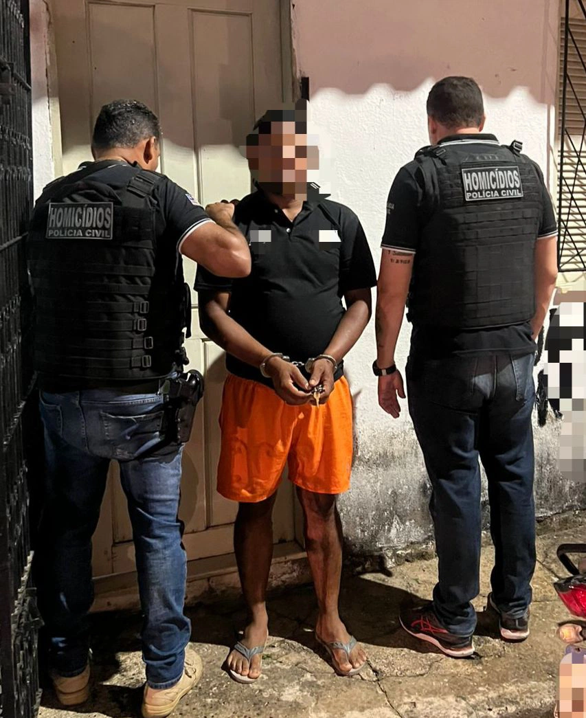 Polícia Civil cumpre mandado de prisão contra suspeito de homicídio qualificado.