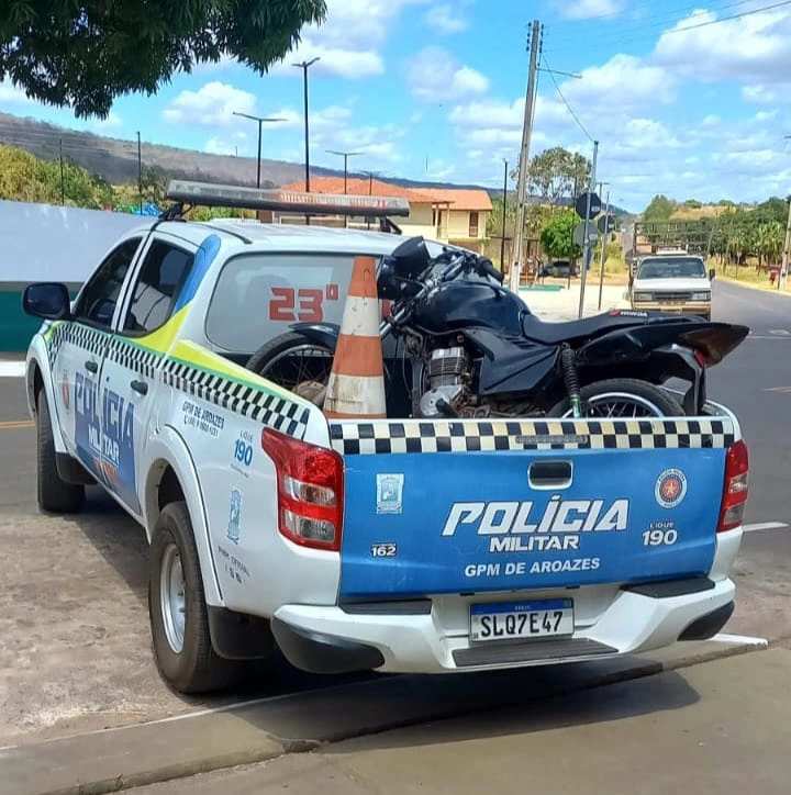 Menor é apreendido pela Polícia Militar, em Aroazes