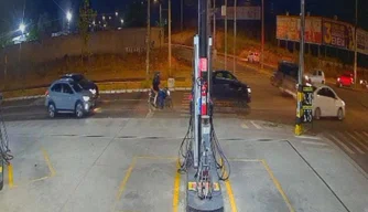 Momento do acidente que deixou três pessoas morta em Teresina.