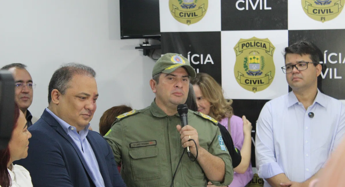 Delegado Luccy Keiko, Coronel Scheiwann e secretário Chico Lucas.