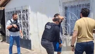 Foragido é preso em Teresina.