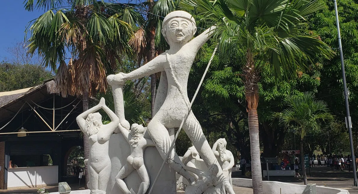 Monumento Cabeça de Cuia