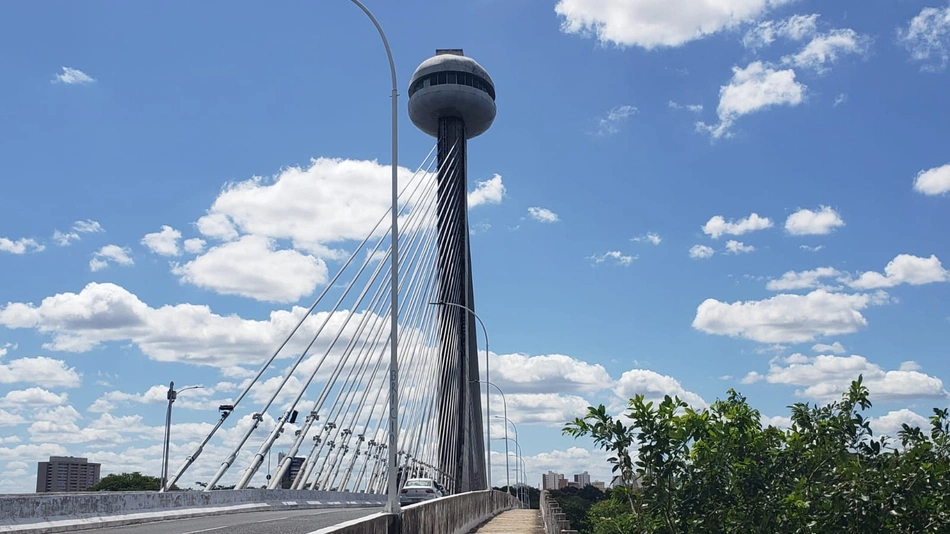 Ponte Estaiada