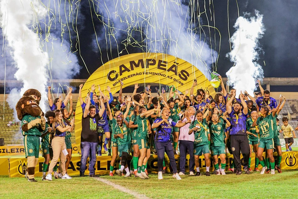 O Atlético Piauiense conquistou o primeiro título nacional de um clube profissional de futebol do Piauí.