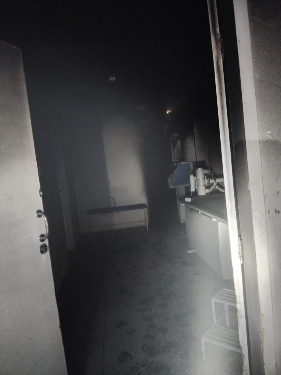 Bombeiros controlam princípio de incêndio em UPA .