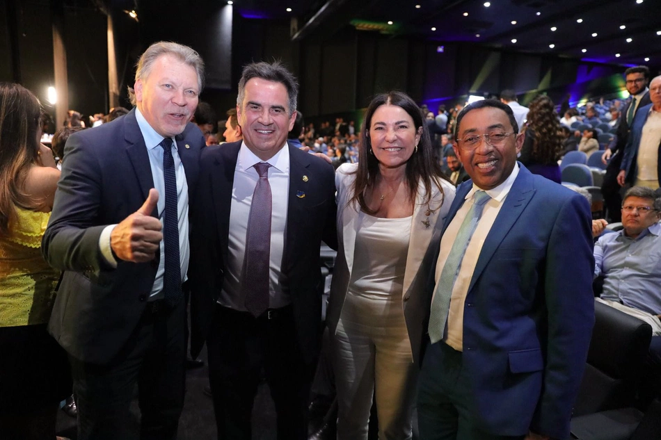 Federação entre Progressistas e União Brasil.