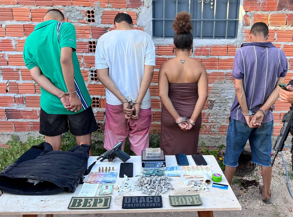 Presos durante a operação.